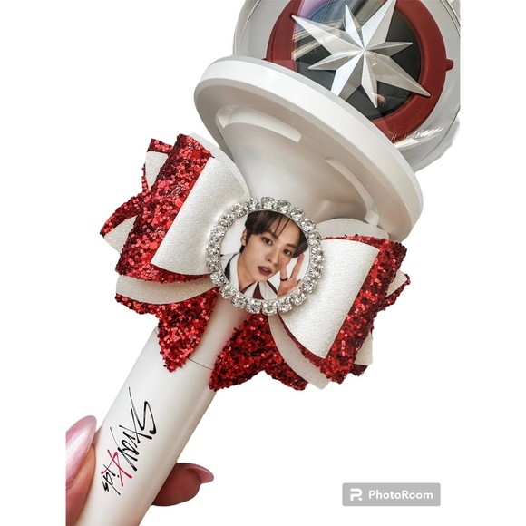 LEE KNOW Stray Kids Photo Light Stick Decoration Bow Red  White Skz Skzoo Leebit - Picture 1 of 1